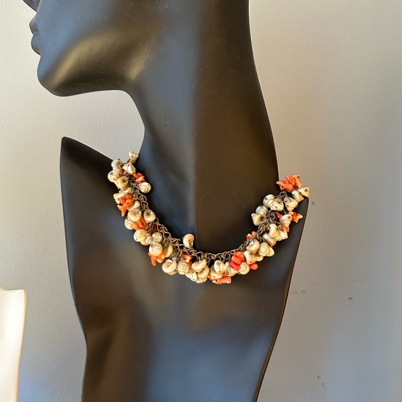 Victorian Coral & Shell Choker - Picture 2 of 14